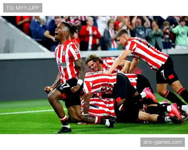 弗兰克续约布伦特福德,剑指英超前列 弗兰克续约布伦特福德,剑指英超前列